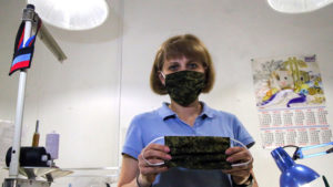 Камуфляжные маски, которые шьют в "ДНР". Фото: ТАСС